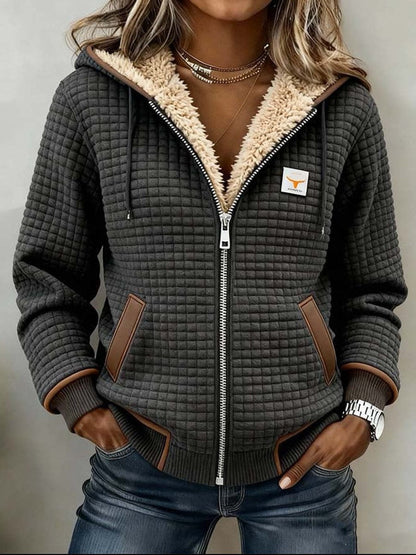 Camilla™ | Giacca con cappuccio imbottita foderata in sherpa